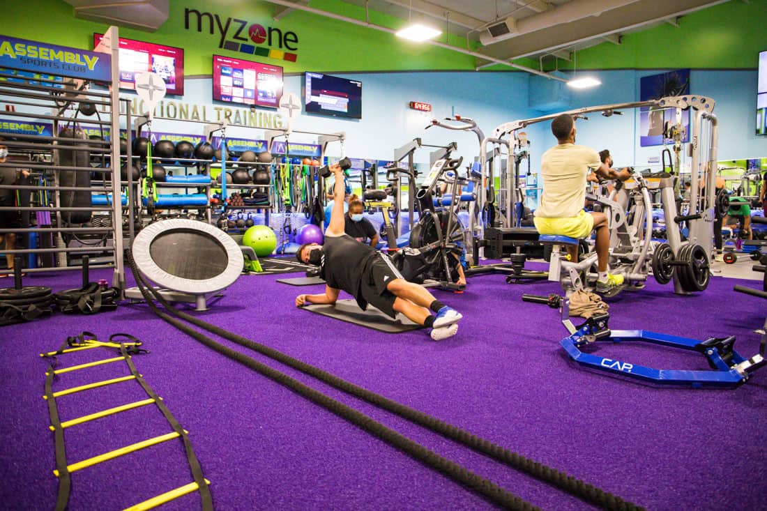 Why a Local Gym is Better than Working Out at Home